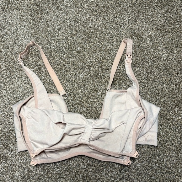 Kindred Bravely Soft Blush Nursing and Pumping Bra - Picture 3 of 12